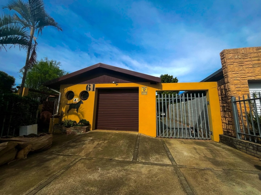 3 Bedroom Property for Sale in Van Riebeeck Hoogte Eastern Cape